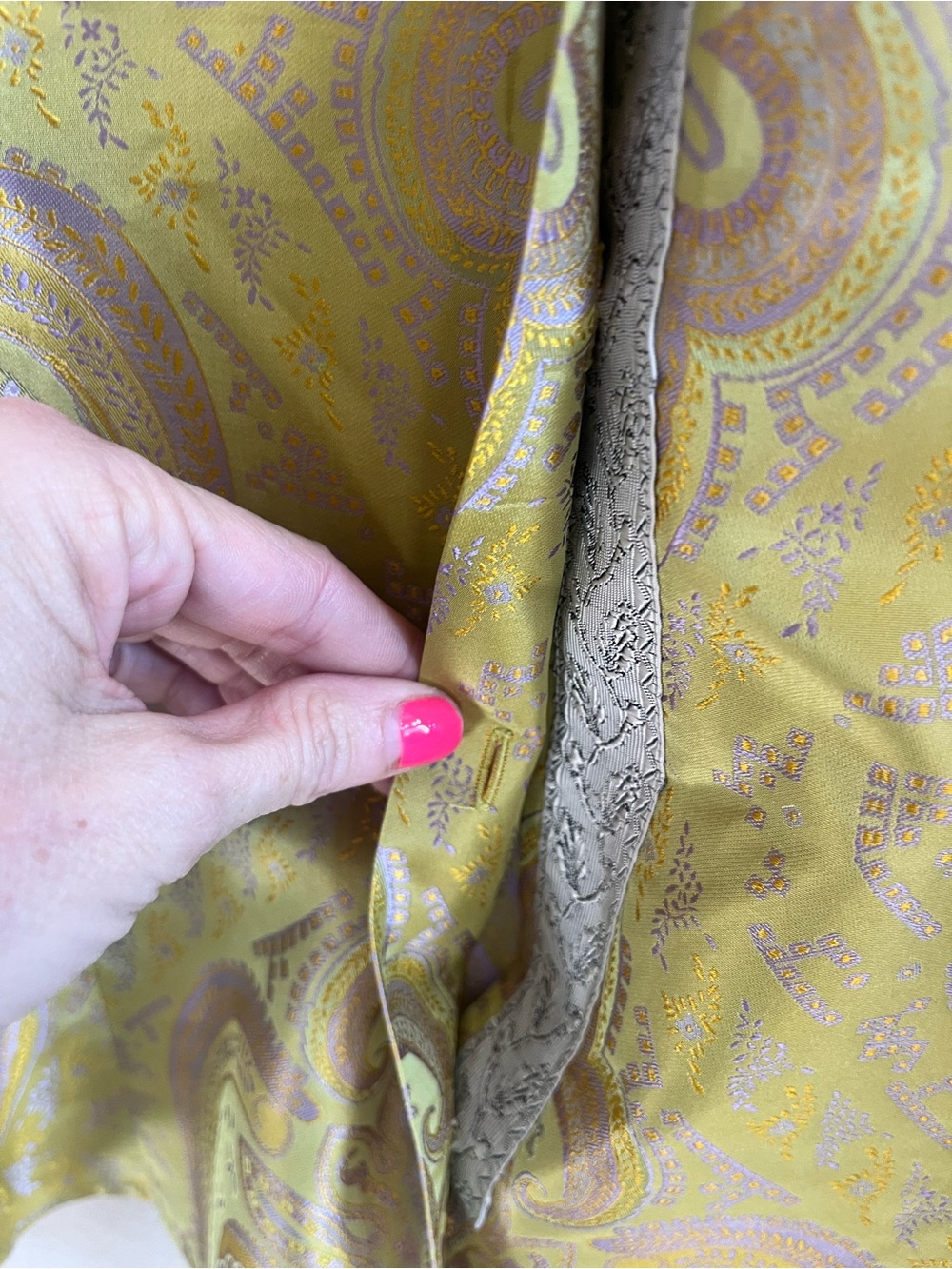 Robert Graham Women’s Paisley Button Front Shirt | Green & Lavender | Size XL - Picture 5 of 8
